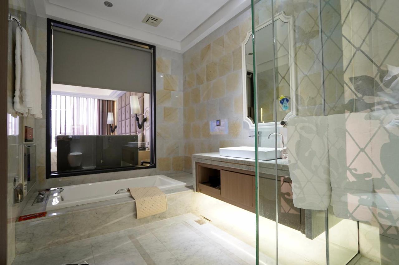 冠月精品旅館-Puli Ease Hotel Exterior photo