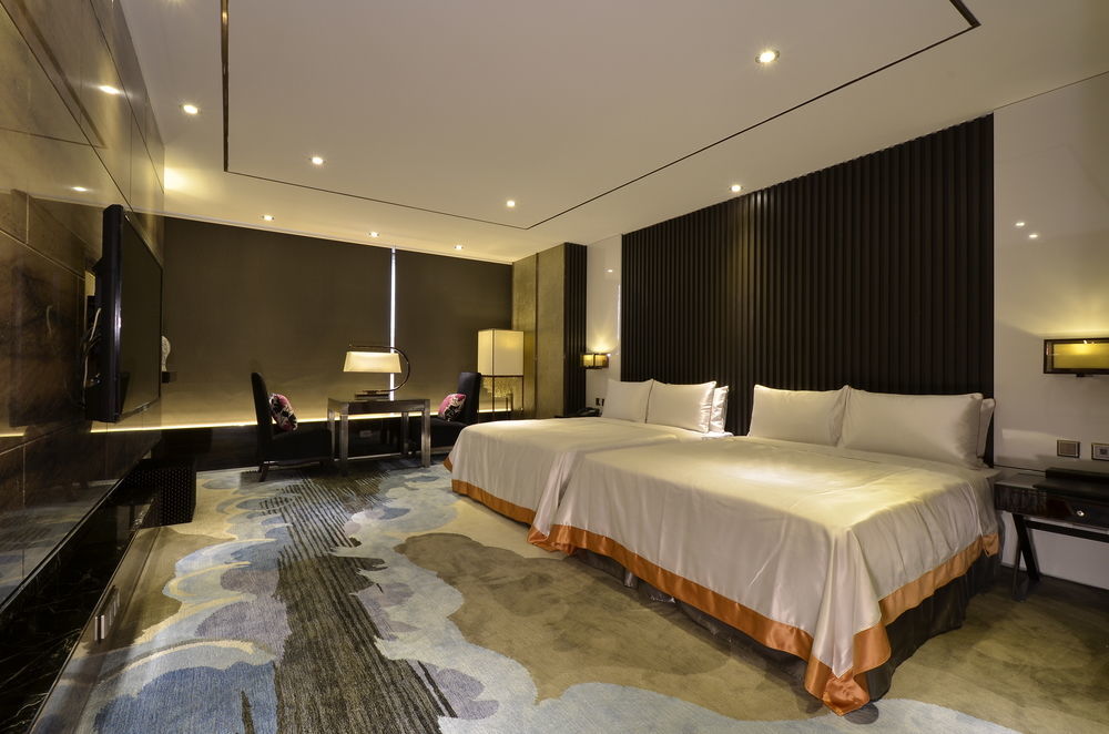 冠月精品旅館-Puli Ease Hotel Exterior photo