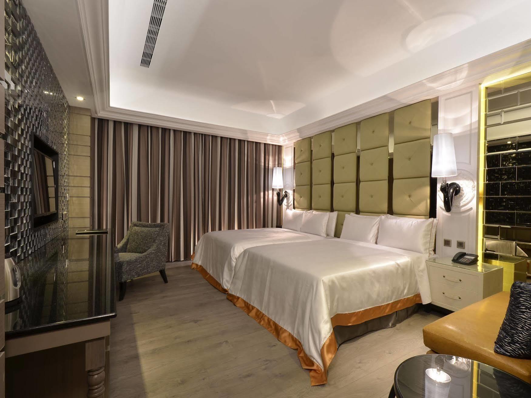 冠月精品旅館-Puli Ease Hotel Exterior photo